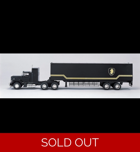 Aoshima Knight Rider - Knight Trailer Truck 1/28 Model Kit